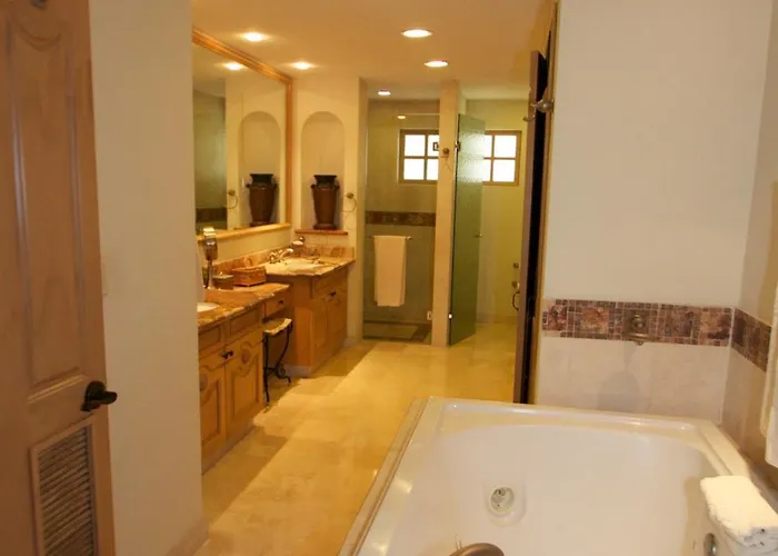 La 4* Cabo San Lucas