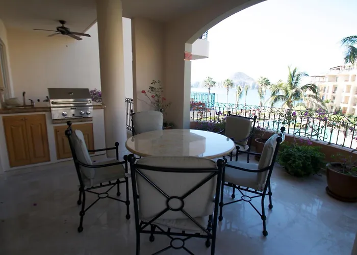 Aparthotel La 4*
